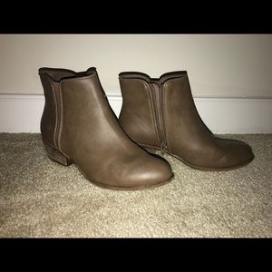 Taupe ankle boots size 8